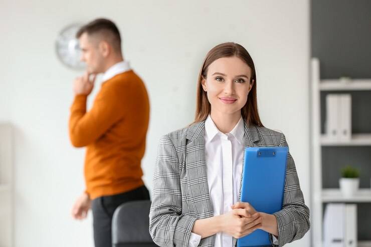 Должность ведущий специалист