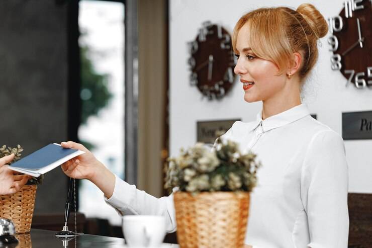 Должностная инструкция администратора гостиницы